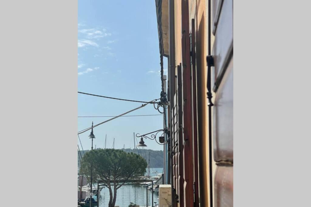 إيزولا Stylish One Bedroom Apartment Near The Riva المظهر الخارجي الصورة